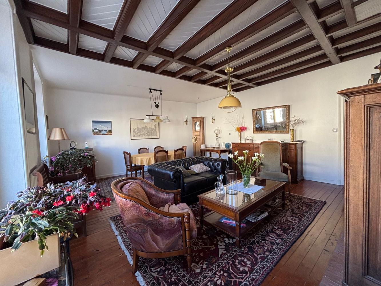 GUINGAMP (22) N°2174